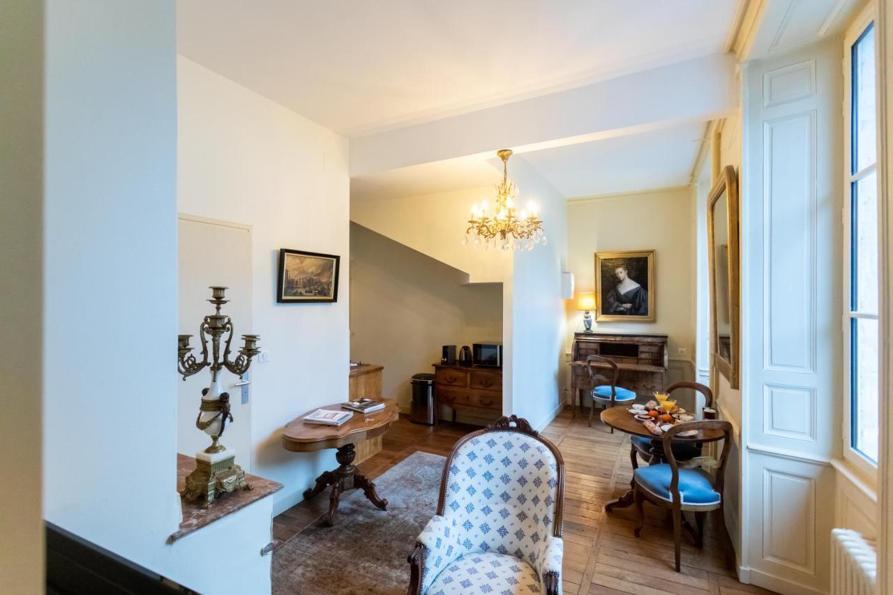 L' Hotel De Panette, Entree Renaissance Cathedrale 부르주 외부 사진