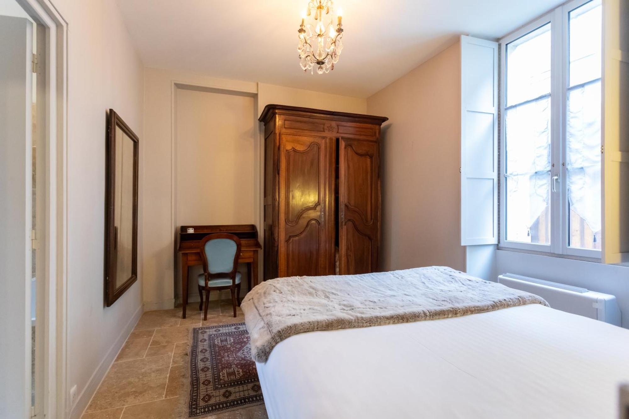 L' Hotel De Panette, Entree Renaissance Cathedrale 부르주 외부 사진