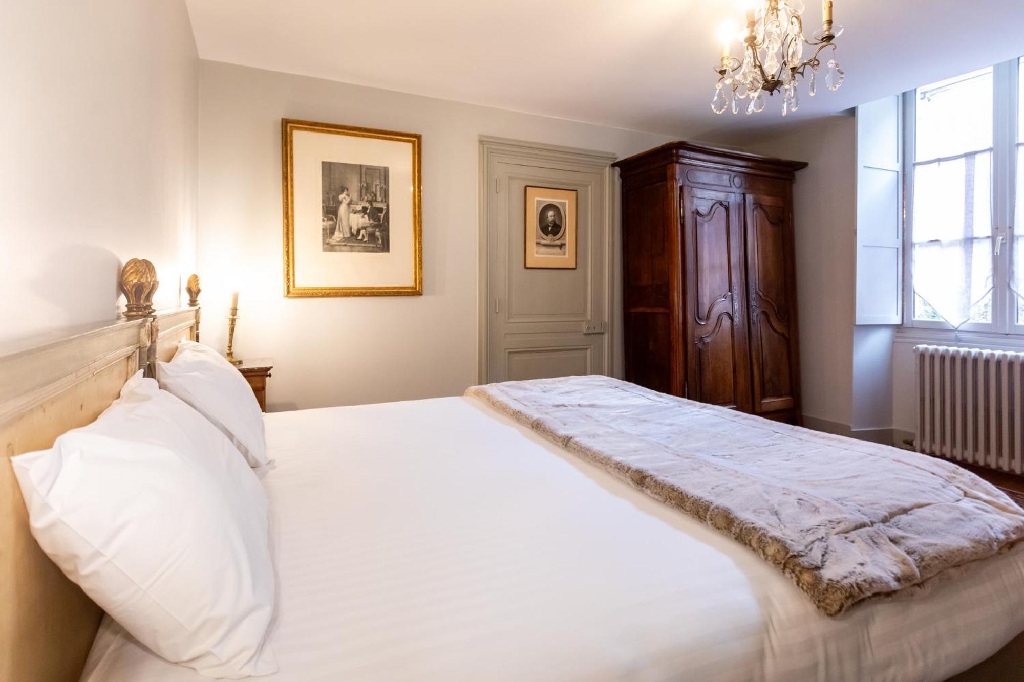 L' Hotel De Panette, Entree Renaissance Cathedrale 부르주 외부 사진